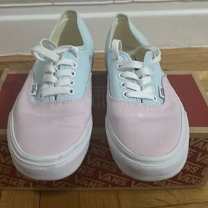 Pastel vans